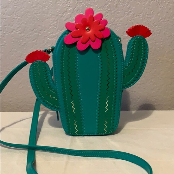 kate spade Handbags - kate spade crossbody